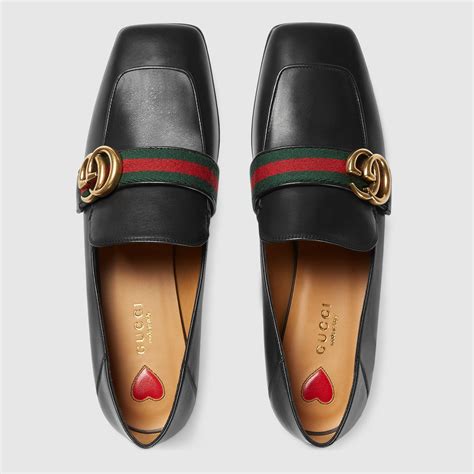 women Gucci loafer